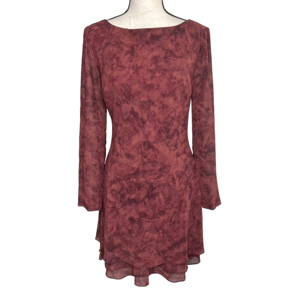 KAMISATO Red Long Sleeve Dress. Size 6
